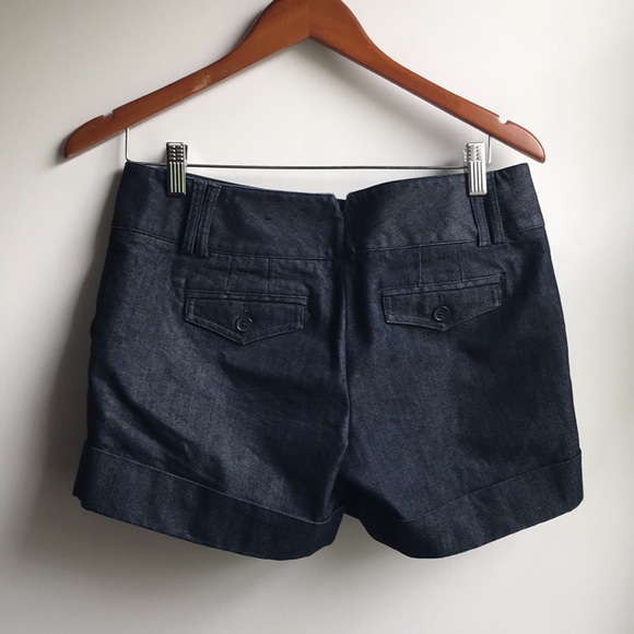 Express Indigo Denim Dressy Short Shorts Cuffed with 4 pockets belt loops size 6 - Picture 7 of 11